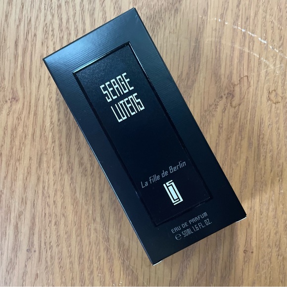 Serge Lutens La Fille de Berlin EDP. - Picture 6 of 6